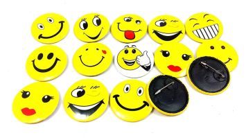 Smiley Badge 46 mm par 100 pcs