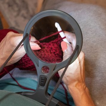 Carson  AS-70, loupe à main 2 x avec lentille spot 7 x LED COB